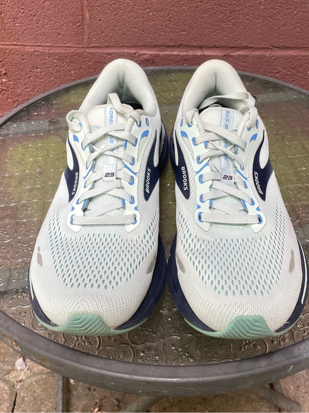 Brooks Adrenaline GTS 23 Running Shoes Size 11 Woman’s - Picture 5 of 15